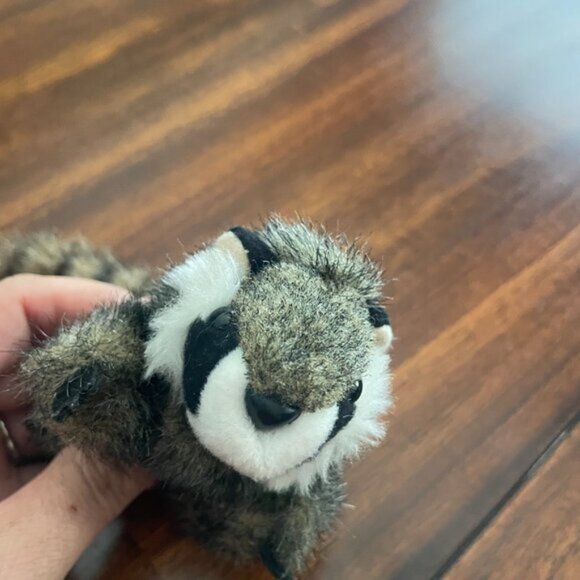 Folkmanis Mini Raccoon Finger Puppet 7" with Tail Collectible Plush! - Picture 3 of 5